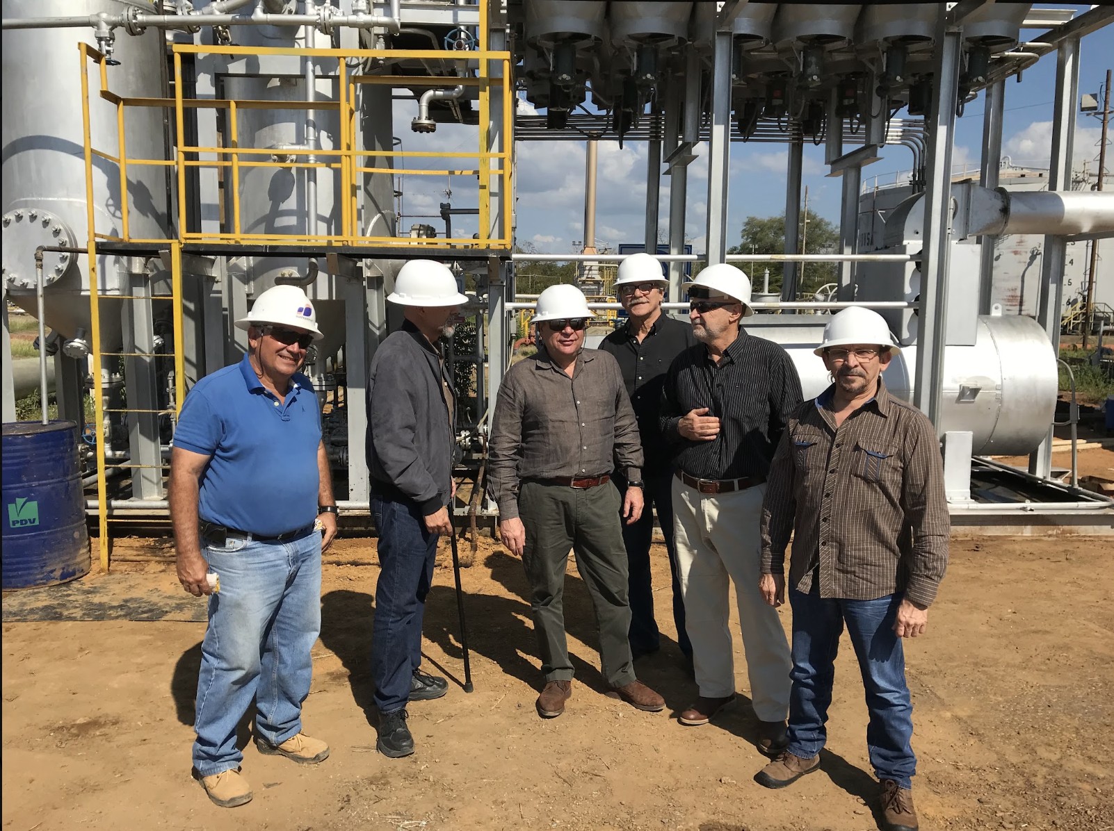 Camión de mantenimiento de pozos de la flota de Suelopetrol en Petrocabimas
